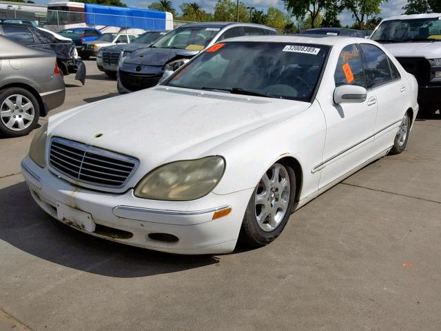 WDBNG75J0YA066581 - 2000 MERCEDES-BENZ S 500 WHITE photo 2