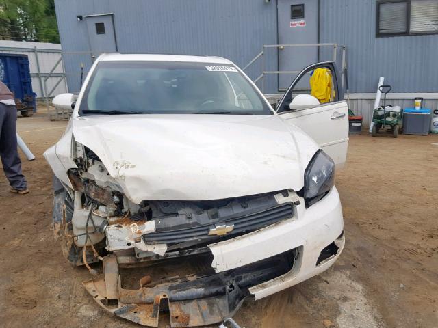 2G1WU58R879103657 - 2007 CHEVROLET IMPALA LTZ WHITE photo 9