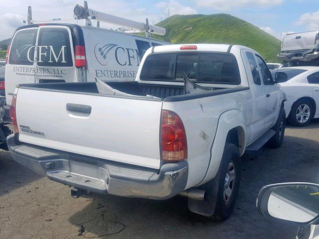 5TETU62NX5Z107769 - 2005 TOYOTA TACOMA PRE WHITE photo 4