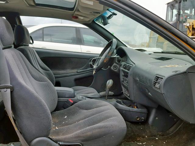 1G1JH12FX27338917 - 2002 CHEVROLET CAVALIER L YELLOW photo 5