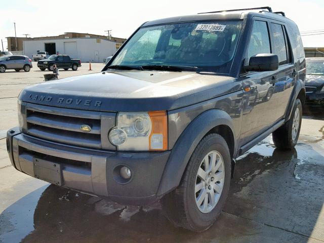 SALAD25426A393298 - 2006 LAND ROVER LR3 SE GRAY photo 2