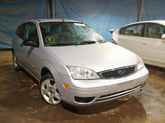 1FAHP31N17W287713 - 2007 FORD FOCUS ZX3 SILVER photo 1