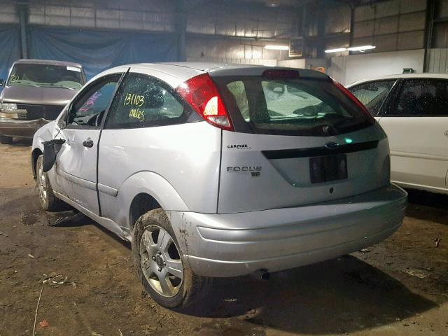 1FAHP31N17W287713 - 2007 FORD FOCUS ZX3 SILVER photo 3