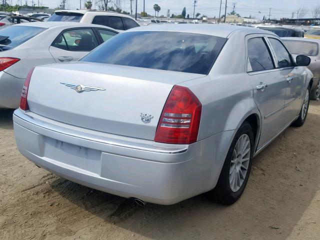 2C3KA63H66H398396 - 2006 CHRYSLER 300C SILVER photo 4