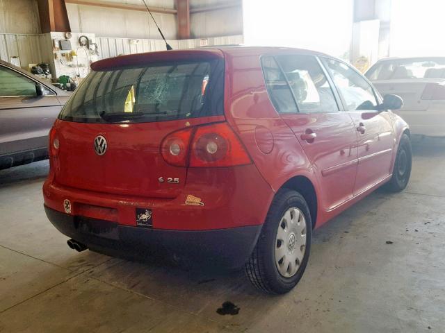 WVWDA71K68W167110 - 2008 VOLKSWAGEN RABBIT RED photo 4