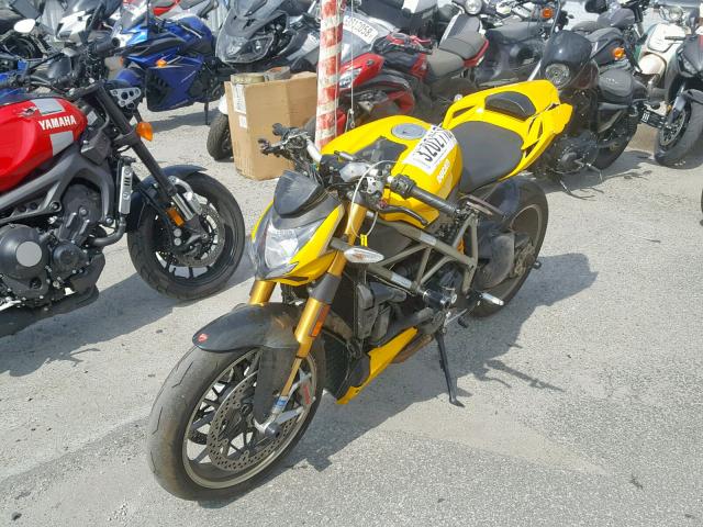 ZDM11BEW6AB005532 - 2010 DUCATI STREETFIGH YELLOW photo 2