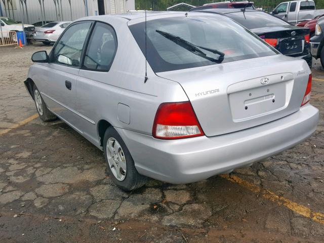 KMHCG35C52U170312 - 2002 HYUNDAI ACCENT GS SILVER photo 3