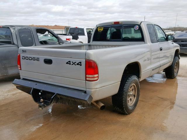 1B7GG22Y5XS272034 - 1999 DODGE DAKOTA SILVER photo 4