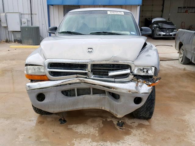 1B7GG22Y5XS272034 - 1999 DODGE DAKOTA SILVER photo 9