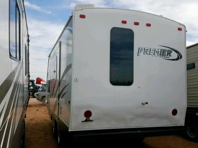 4YDT19F23BD422442 - 2011 KEYSTONE TRAILER WHITE photo 3