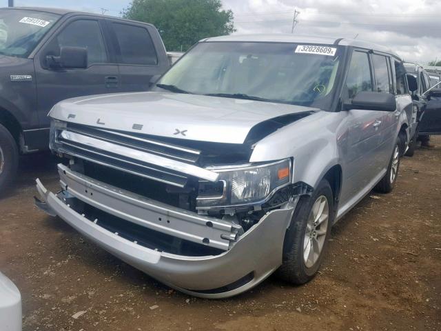 2FMGK5B80EBD04021 - 2014 FORD FLEX SE SILVER photo 2