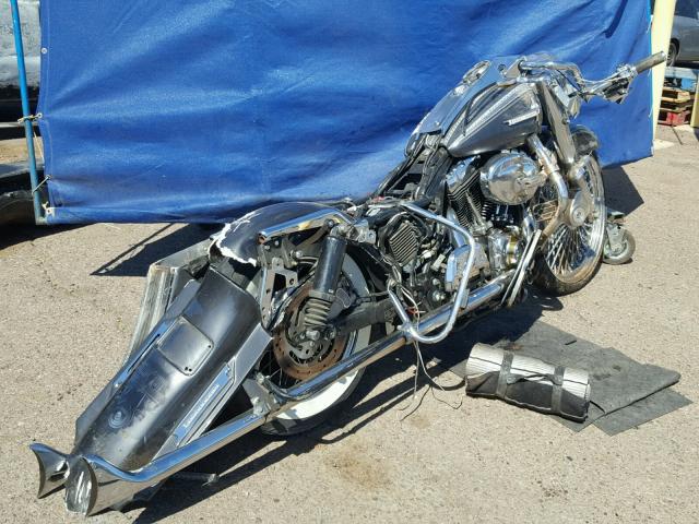 1HD1FRW102Y622897 - 2002 HARLEY-DAVIDSON FLHRCI SILVER photo 4