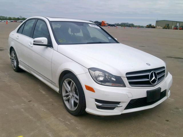 WDDGF4HB7EA934402 - 2014 MERCEDES-BENZ C 250 WHITE photo 1