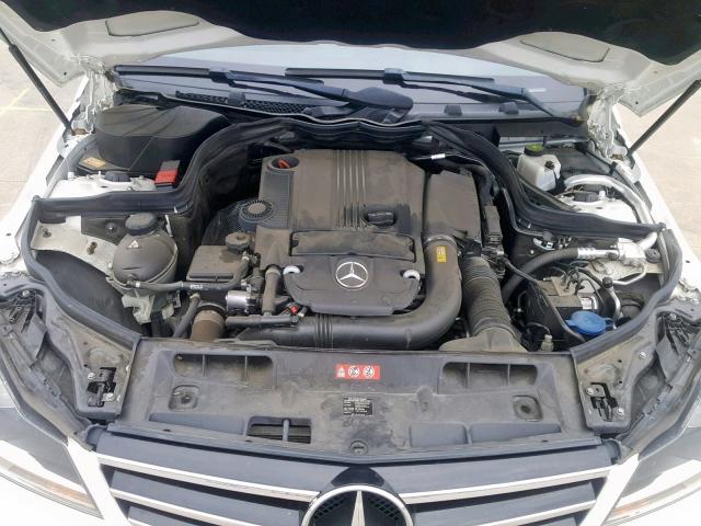 WDDGF4HB7EA934402 - 2014 MERCEDES-BENZ C 250 WHITE photo 7