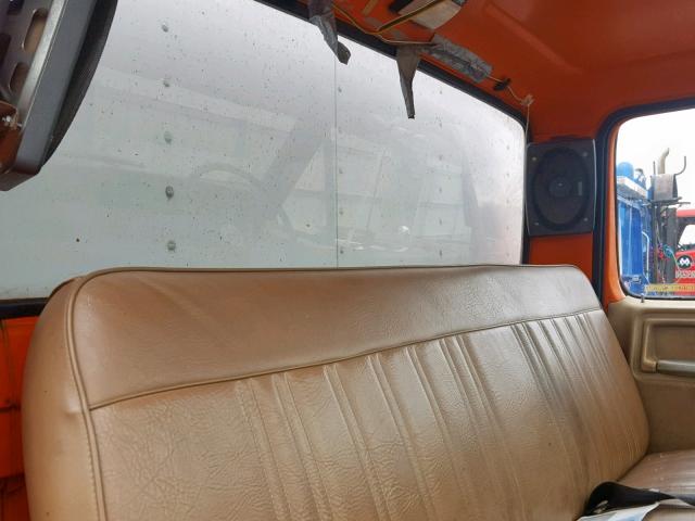 1FDMF60H4DVA05649 - 1983 FORD F600 ORANGE photo 6