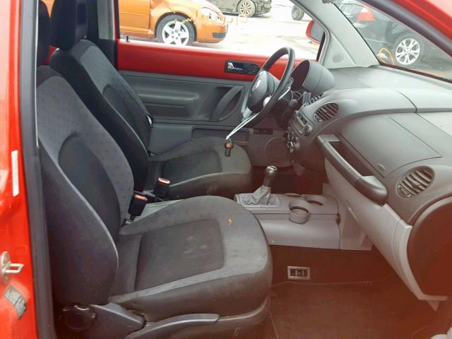 3VWBB61C0WM011484 - 1998 VOLKSWAGEN NEW BEETLE Rot Foto 5