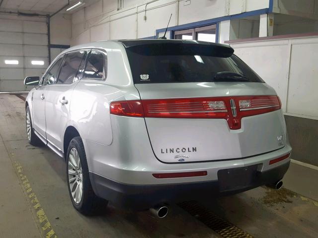 2LMHJ5AR4BBJ52682 - 2011 LINCOLN MKT SILVER photo 3