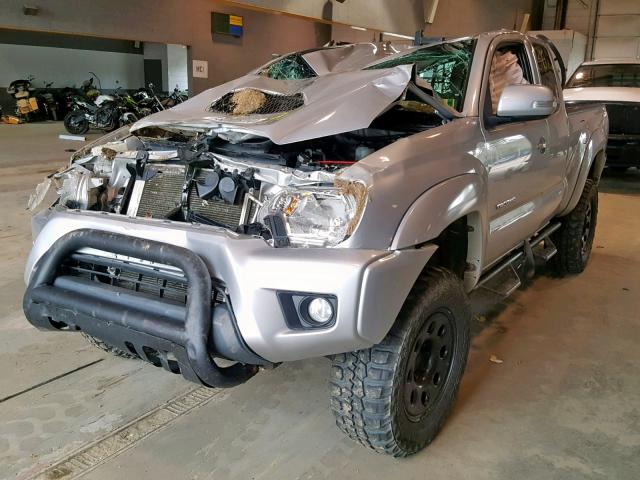 5TFUU4EN1CX036261 - 2012 TOYOTA TACOMA SILVER photo 2