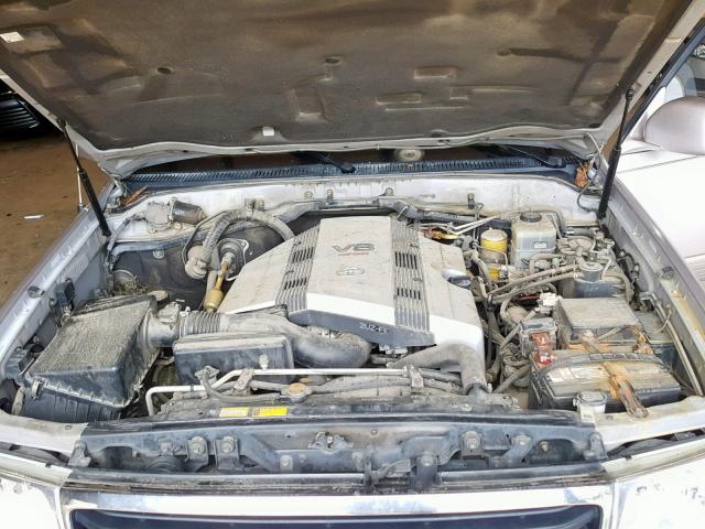 JTEHT05J222022676 - 2002 TOYOTA LAND CRUIS SILVER photo 7