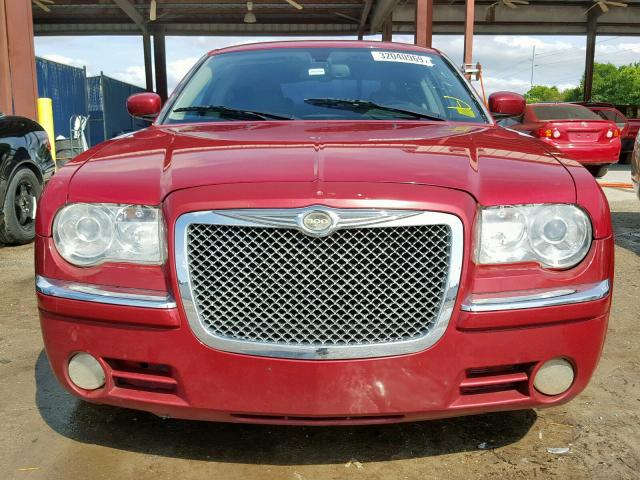 2C3KA63H97H790659 - 2007 CHRYSLER 300C RED photo 9