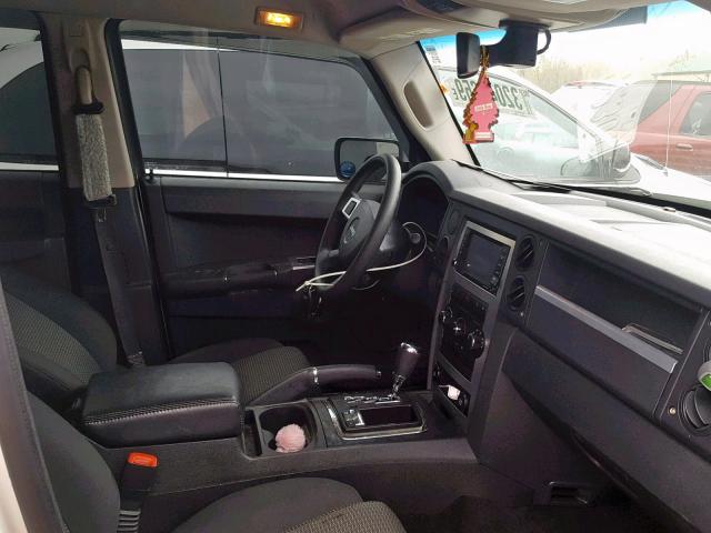 1J8HG48P09C534305 - 2009 JEEP COMMANDER 白色 照片 5