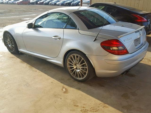 WDBWK73F27F133362 - 2007 MERCEDES-BENZ SLK 55 AMG SILVER photo 3