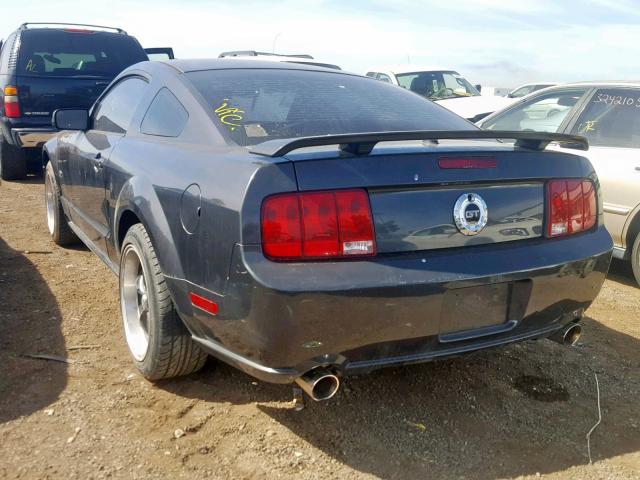 1ZVFT82H275226392 - 2007 FORD MUSTANG GT CHARCOAL photo 3