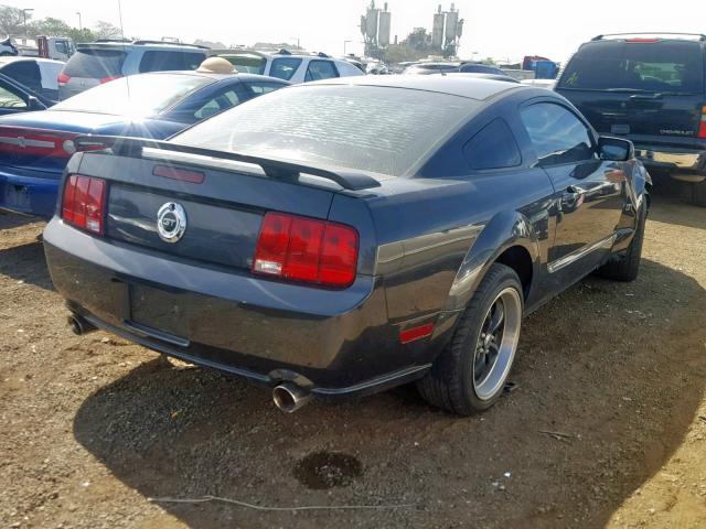 1ZVFT82H275226392 - 2007 FORD MUSTANG GT CHARCOAL photo 4