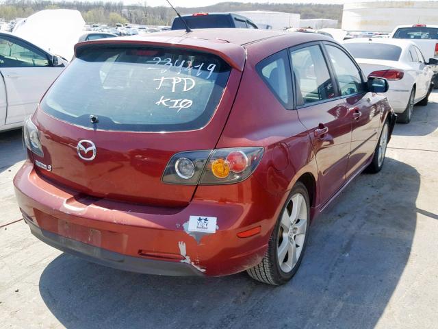 JM1BK143X61472299 - 2006 MAZDA 3 HATCHBAC MAROON photo 4