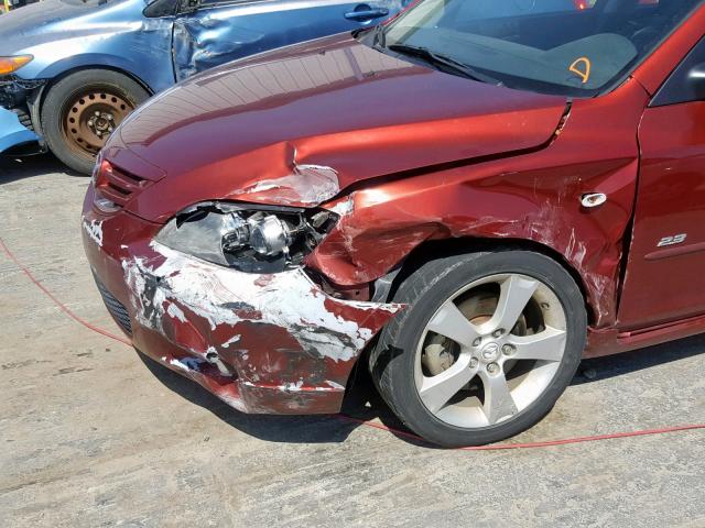 JM1BK143X61472299 - 2006 MAZDA 3 HATCHBAC MAROON photo 9