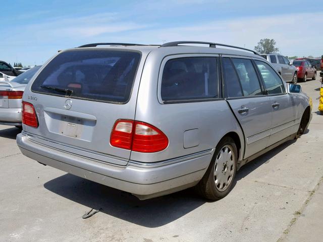 WDBJH65F2WA615664 - 1998 MERCEDES-BENZ E 320 GRAY photo 4