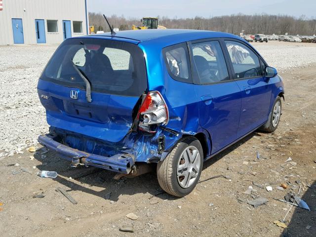 JHMGD38497S002810 - 2007 HONDA FIT BLUE photo 4