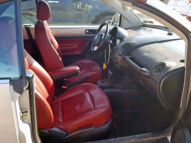 3VWSG31Y09M412419 - 2009 VOLKSWAGEN NEW BEETLE ვერცხლისფერი ფოტო 5