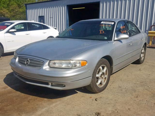 2G4WB55K821142336 - 2002 BUICK REGAL LS SILVER photo 2