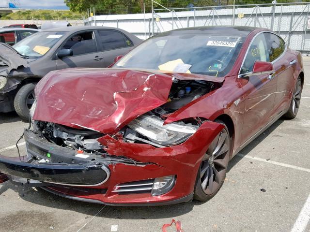 5YJSA1DP8CFS00522 - 2012 TESLA MODEL S RED photo 2