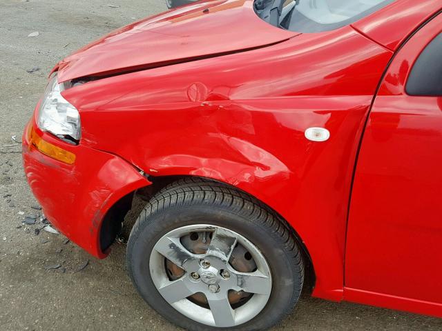 KL1TD526X5B490398 - 2005 CHEVROLET AVEO BASE წითელი ფოტო 10