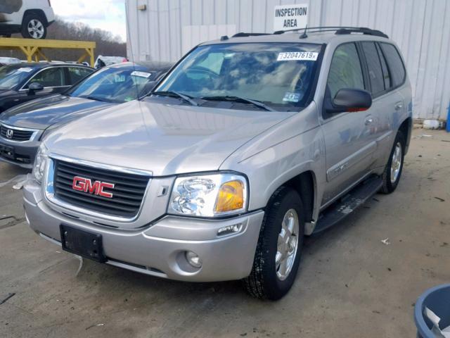 1GKDT13S152275601 - 2005 GMC ENVOY GRAY photo 2