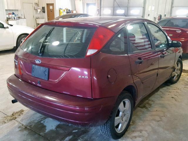 1FAHP37N46W238429 - 2006 FORD FOCUS ZX5 BURGUNDY photo 4