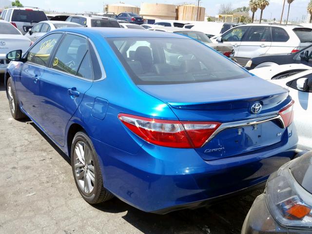4T1BF1FK0HU792494 - 2017 TOYOTA CAMRY LE BLUE photo 3