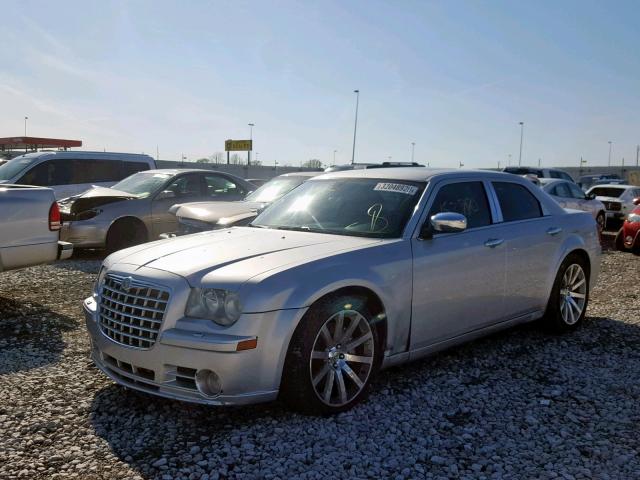 2C3KA73WX6H421523 - 2006 CHRYSLER 300C SRT-8 SILVER photo 2