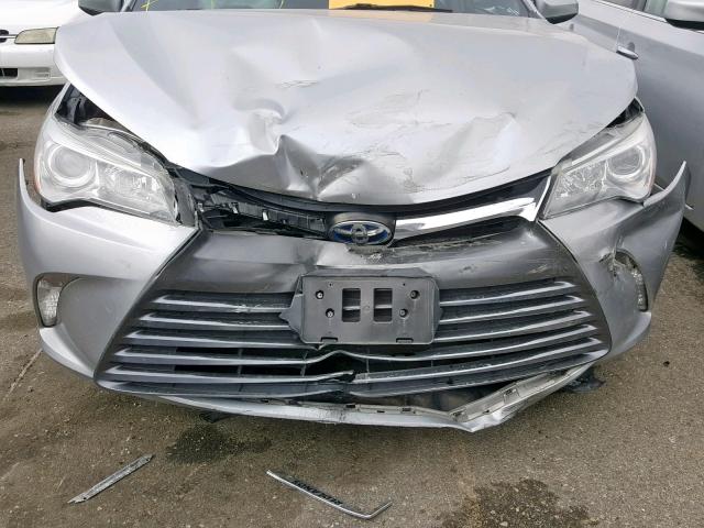 4T1BD1FK4FU160682 - 2015 TOYOTA CAMRY HYBR SILVER photo 9