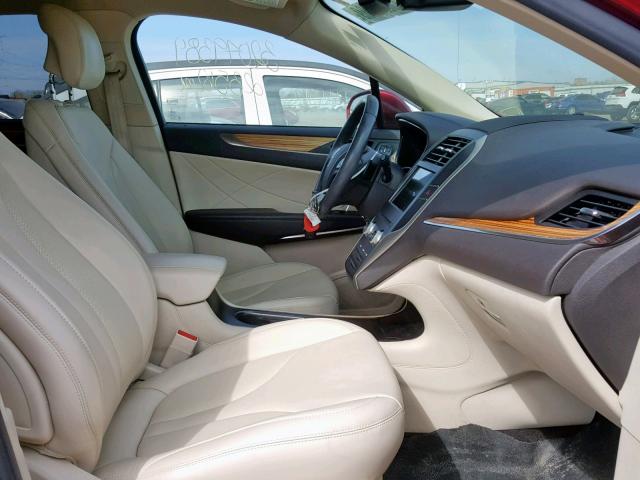 5LMCJ2D9XGUJ15649 - 2016 LINCOLN MKC SELECT RED photo 5