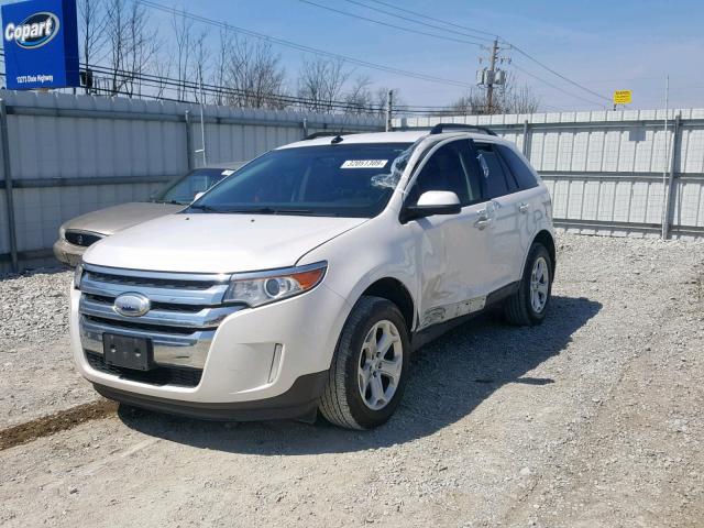 2FMDK3JC2DBC05907 - 2013 FORD EDGE SEL WHITE photo 2