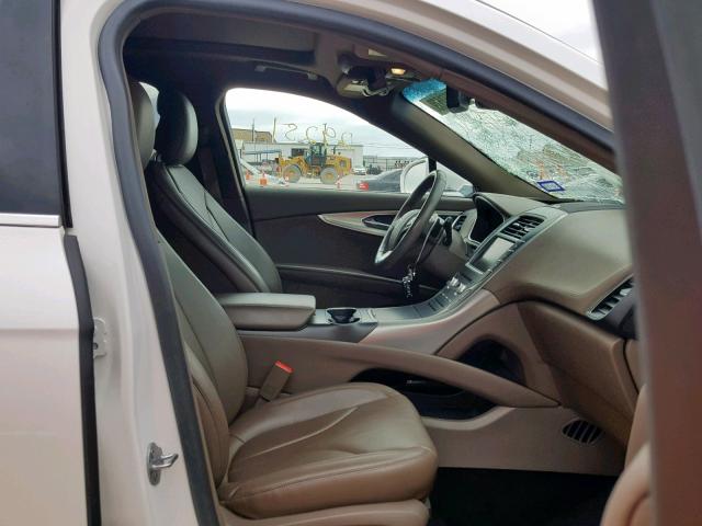 2LMTJ6LR6GBL28040 - 2016 LINCOLN MKX RESERV 白色 照片 5