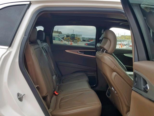 2LMTJ6LR6GBL28040 - 2016 LINCOLN MKX RESERV 白色 照片 6