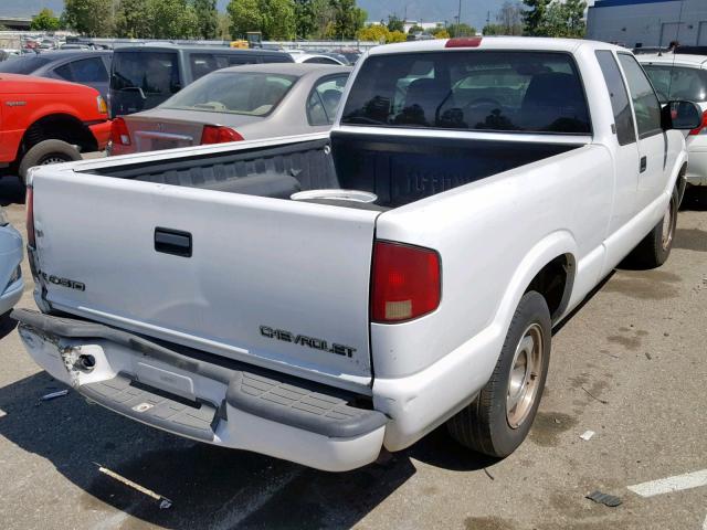 1GTCS19W728139941 - 2002 GMC SONOMA WHITE photo 4