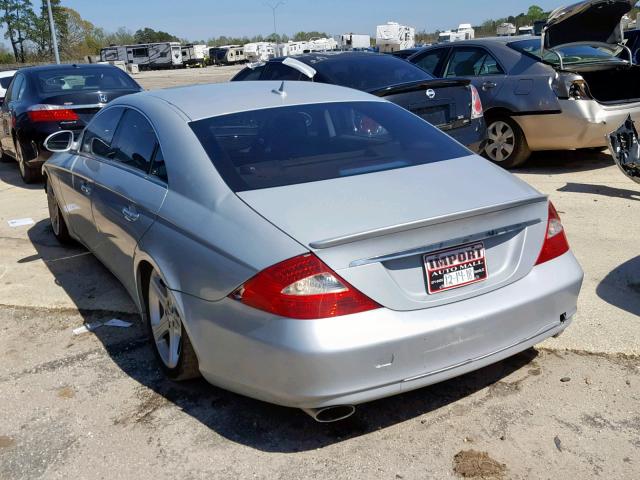 WDDDJ72X37A099246 - 2007 MERCEDES-BENZ CLS550 SILVER photo 3