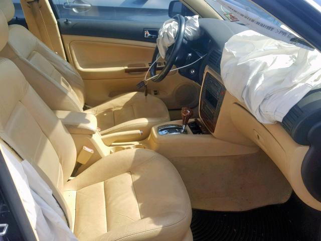 WVWYH63B01E248555 - 2001 VOLKSWAGEN PASSAT GLX 蓝色 照片 5