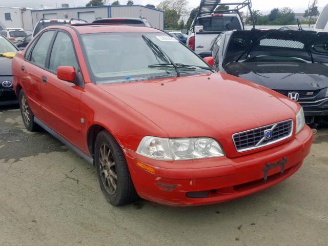 YV1VS27514F040646 - 2004 VOLVO S40 1.9T RED photo 1