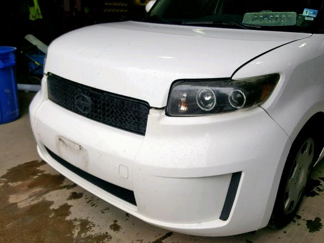 JTLKE50E081042570 - 2008 TOYOTA SCION XB 白色 照片 9